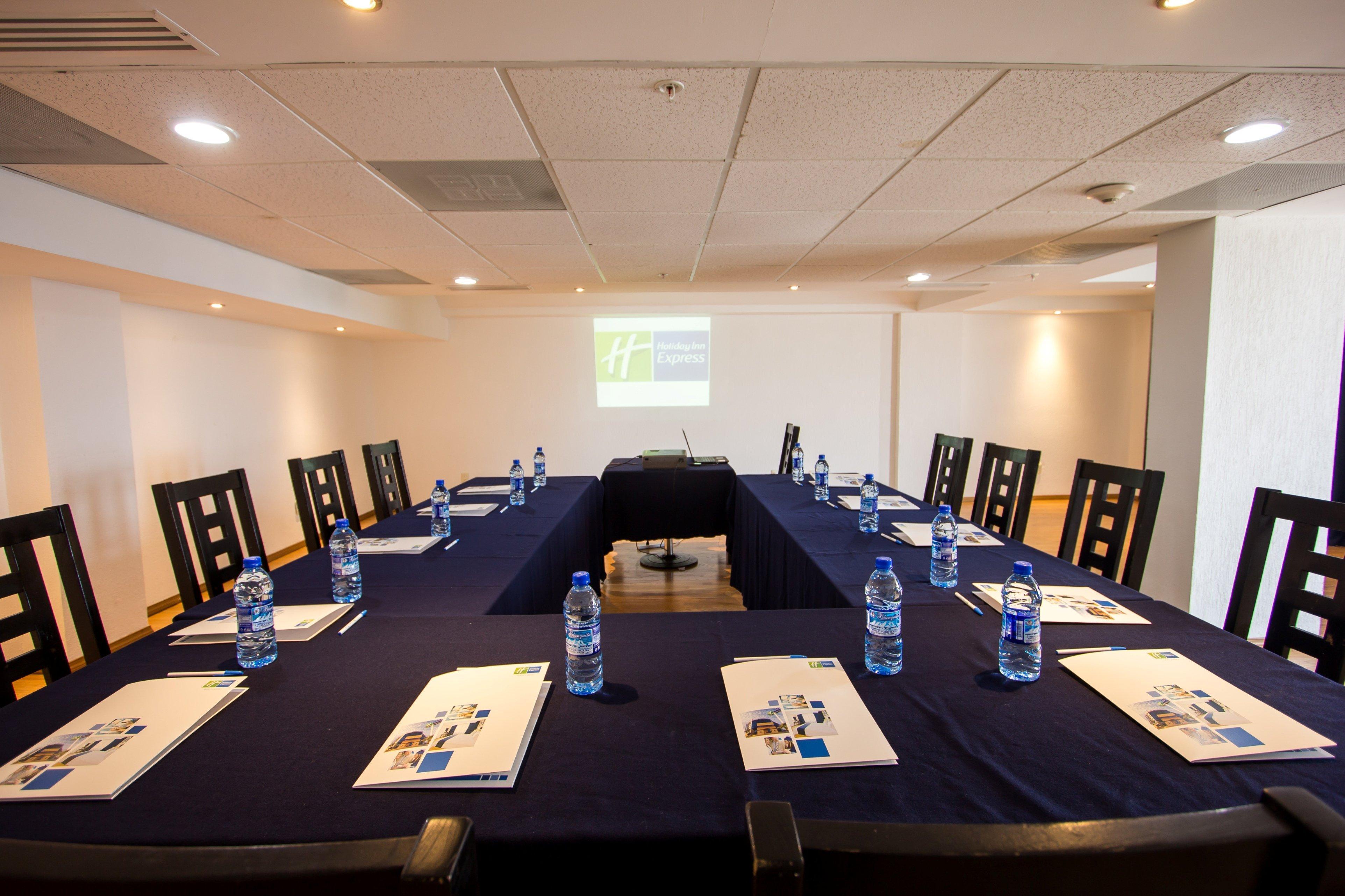 Holiday Inn Express Nuevo Laredo By Ihg Exterior foto