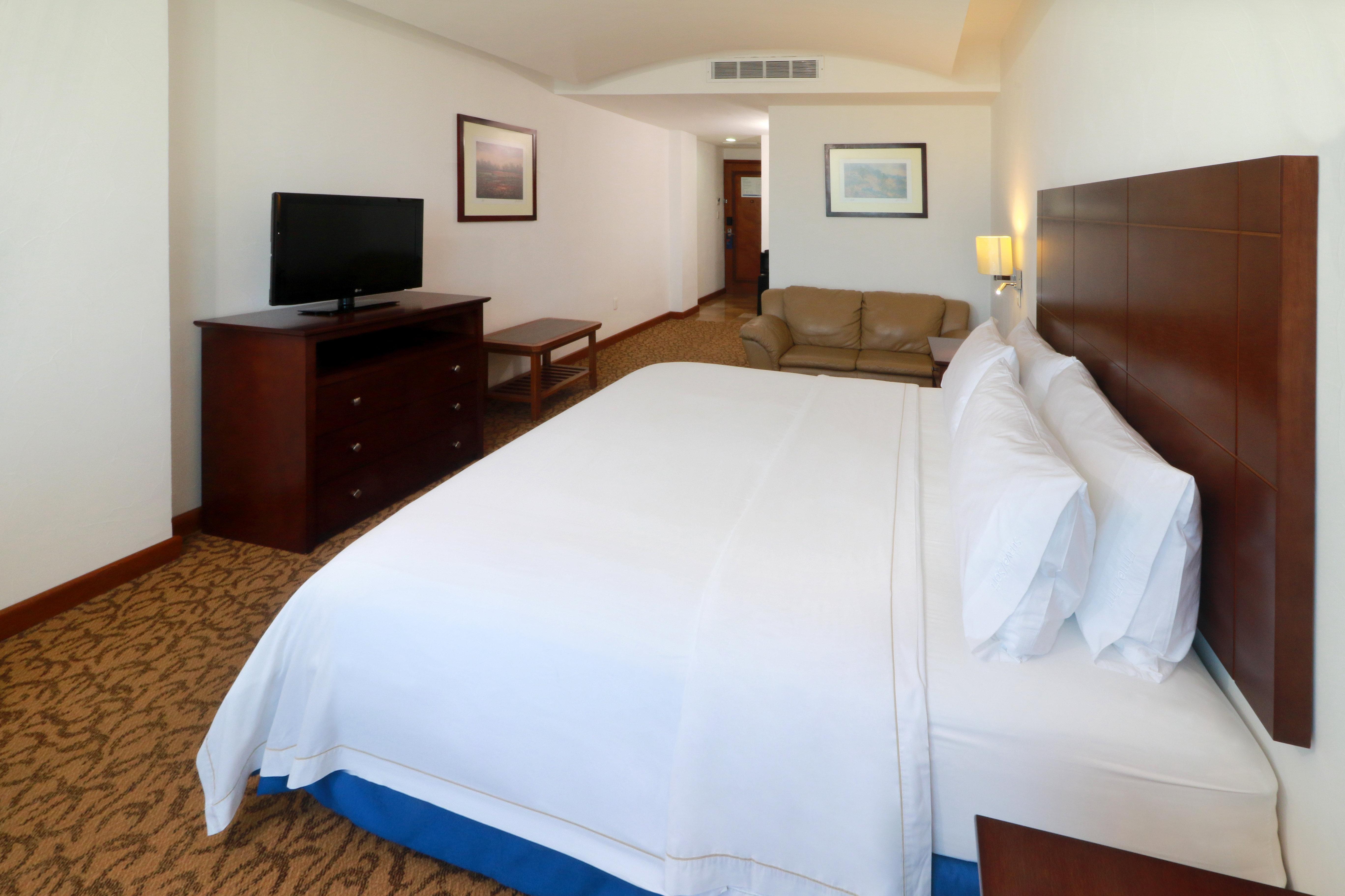Holiday Inn Express Nuevo Laredo By Ihg Exterior foto