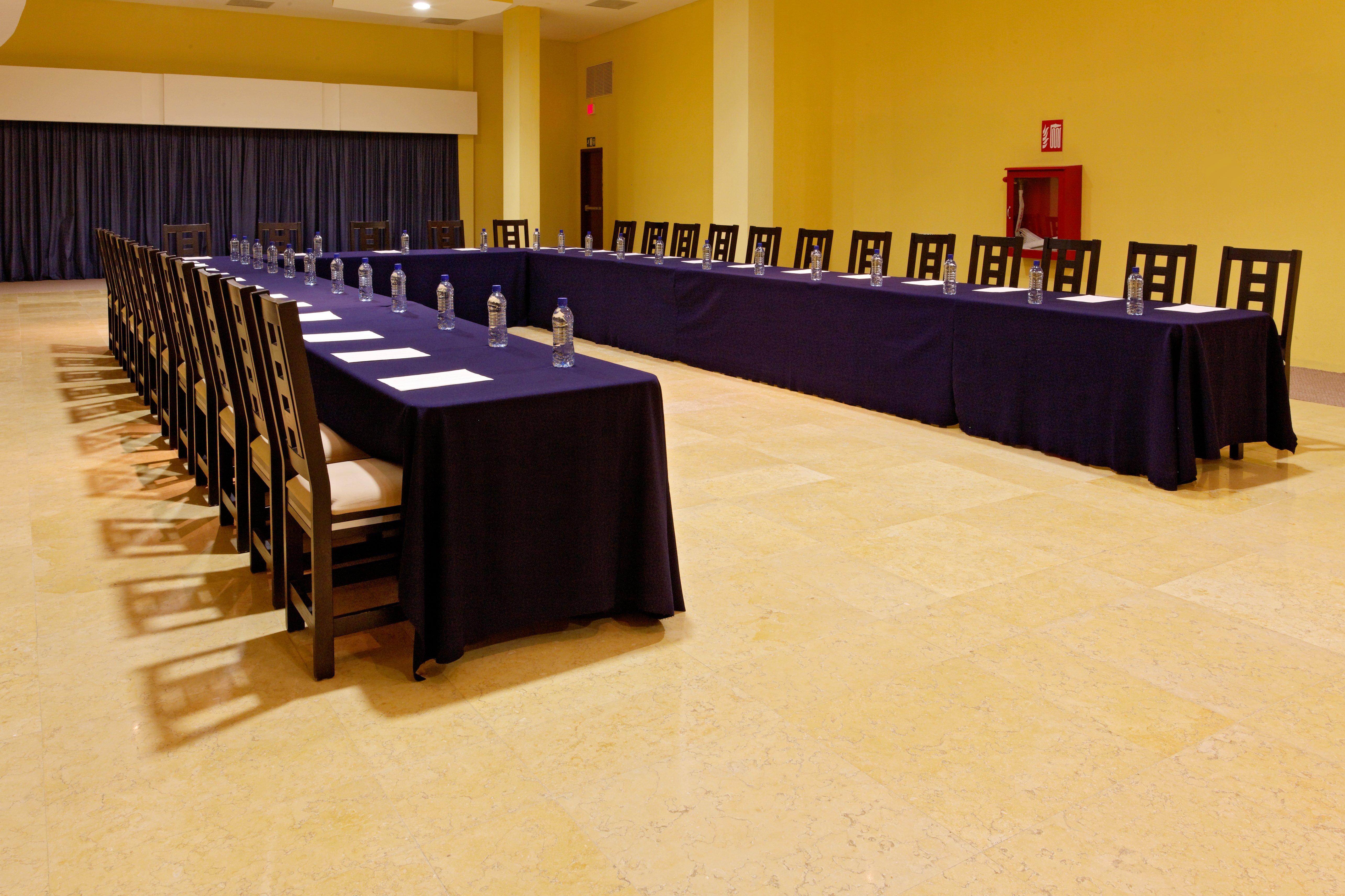 Holiday Inn Express Nuevo Laredo By Ihg Exterior foto